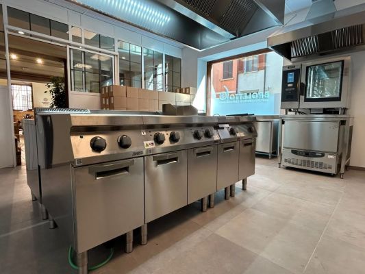 DETTAGLIO CUCINA